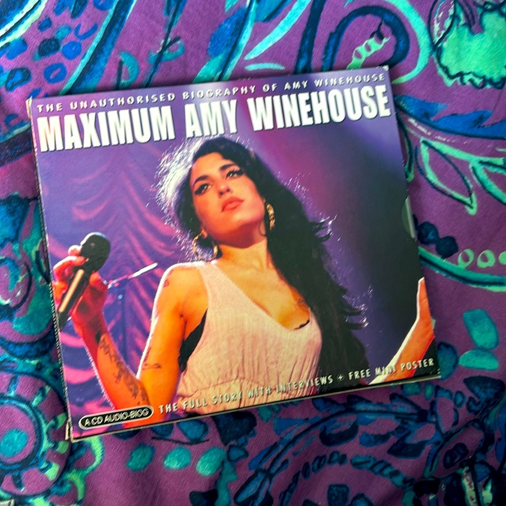 Amy Winehouse Interview w Mini Poster
